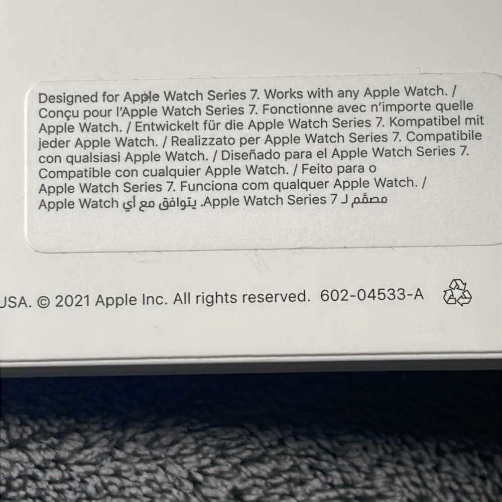 NWOT - Series 7 (45m) Red Apple Watch Band - Picture 6 of 7